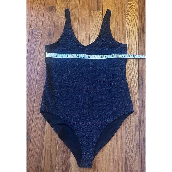Wild Fable Metallic Black shimmer body suit size Medium - Picture 4 of 10